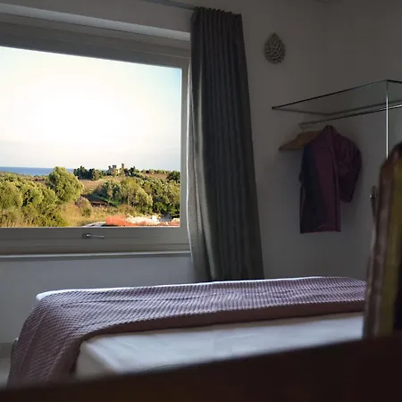 Scilla Maris Charming 3* Noto
